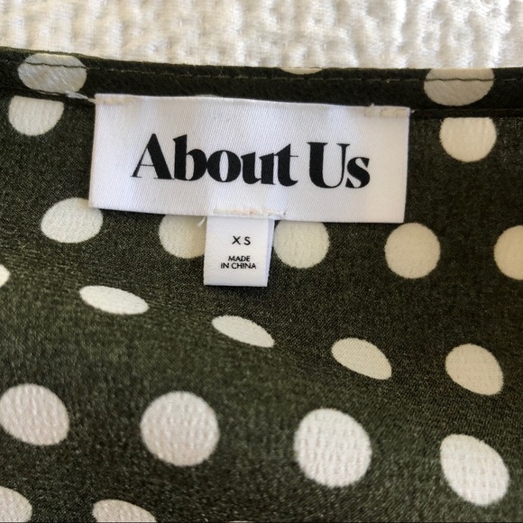 Tie Front Top - WORN ONCE - Picture 3 of 6